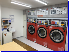 コインランドリーピノキオ店内