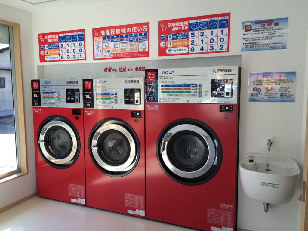 コインランドリーD&D　下呂ピア店 洗濯乾燥コーナー