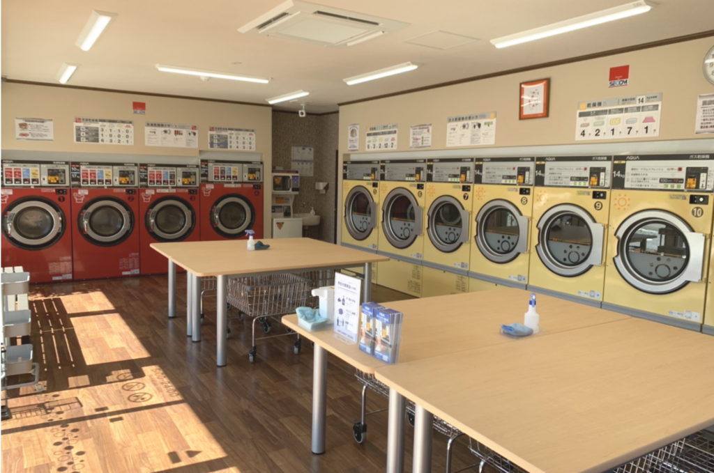 COIN LAUNDRY  ふわふわ店内